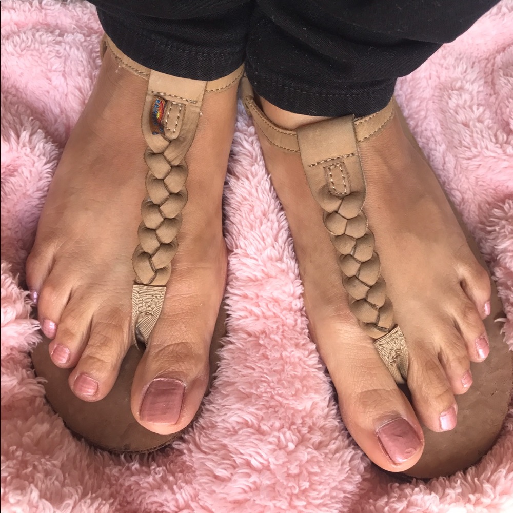 Rainbow 🌈 T-street Sandals Sierra size L